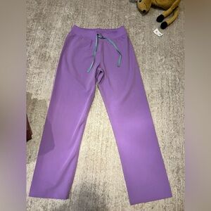 Figs Scrub Pants in Lilac Dawn Size M with High Waist